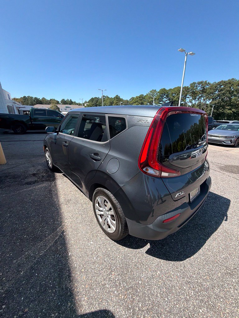 Used 2022 Kia Soul LX FWD image 14