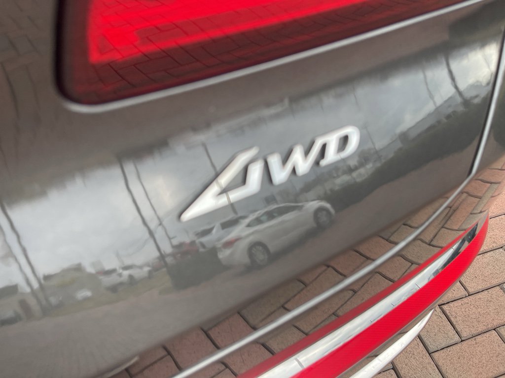 Used 2025 Genesis GV80 2.5T Standard image 13