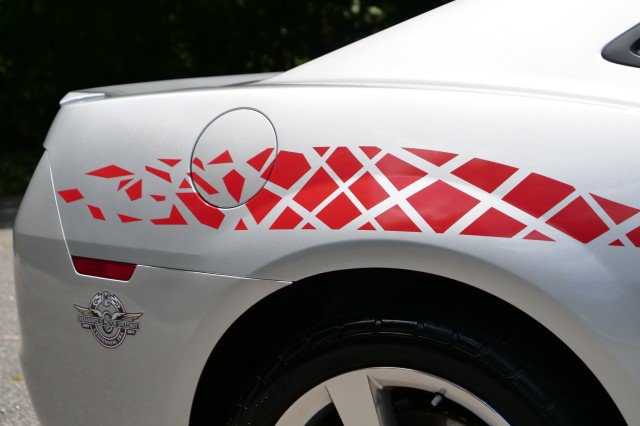 Used 2010 Chevrolet Camaro SS RWD image 9