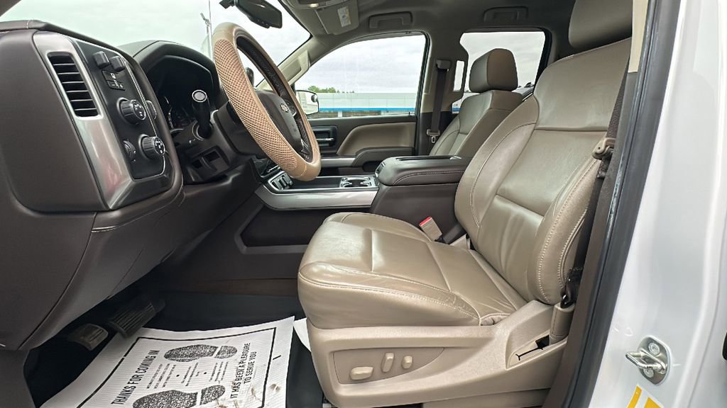 Used 2018 Chevrolet Silverado 1500 LTZ Z71 w/ LTZ Plus Package image 10