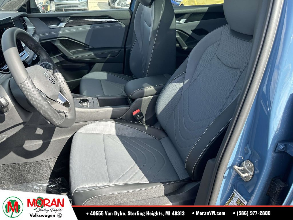 Used 2026 Volkswagen Tiguan SE R-Line AWD/4WD image 14