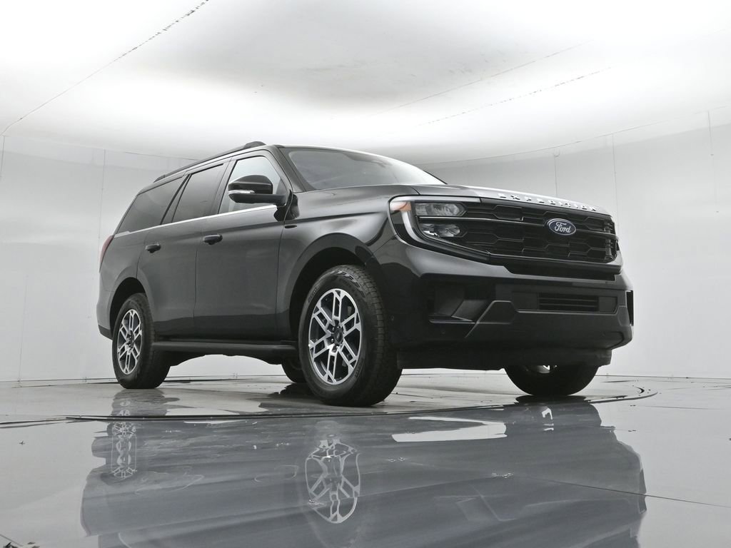Used 2025 Ford Expedition Active image 53