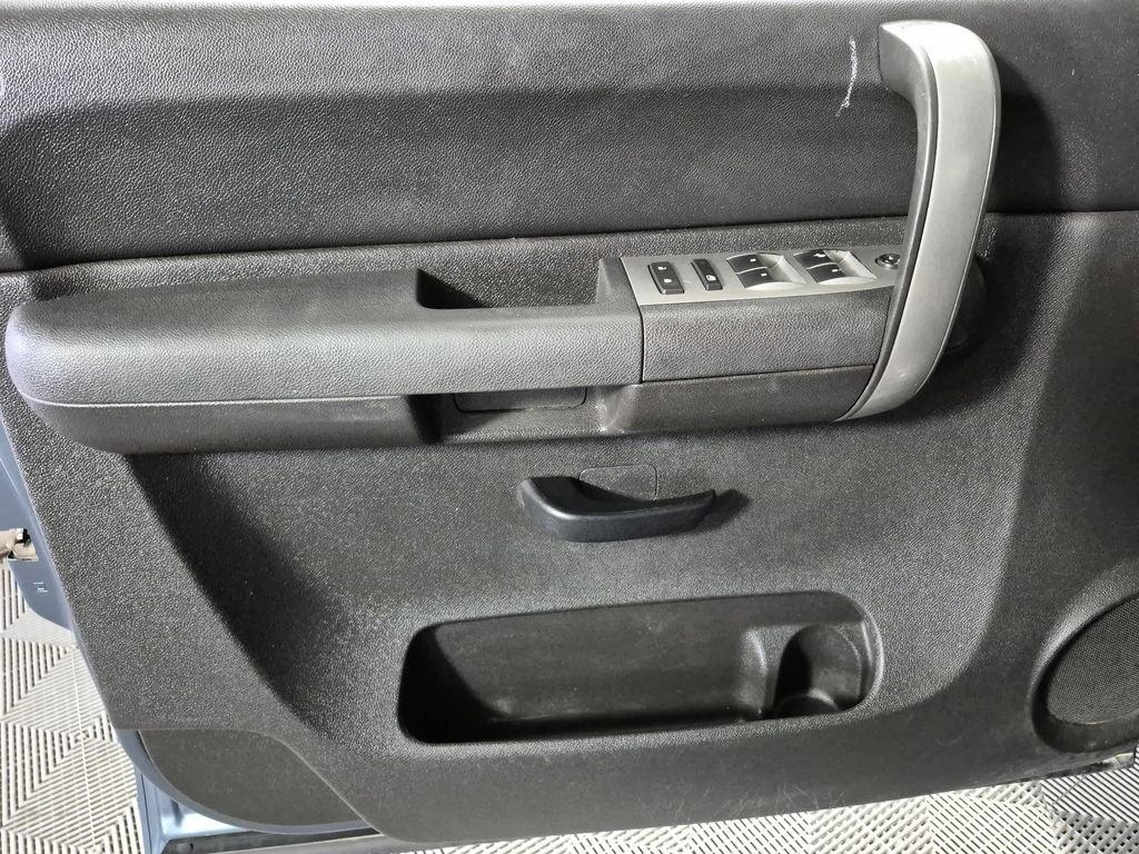 Used 2007 Chevrolet Silverado 1500 LT w/ 1LT Convenience Package image 13