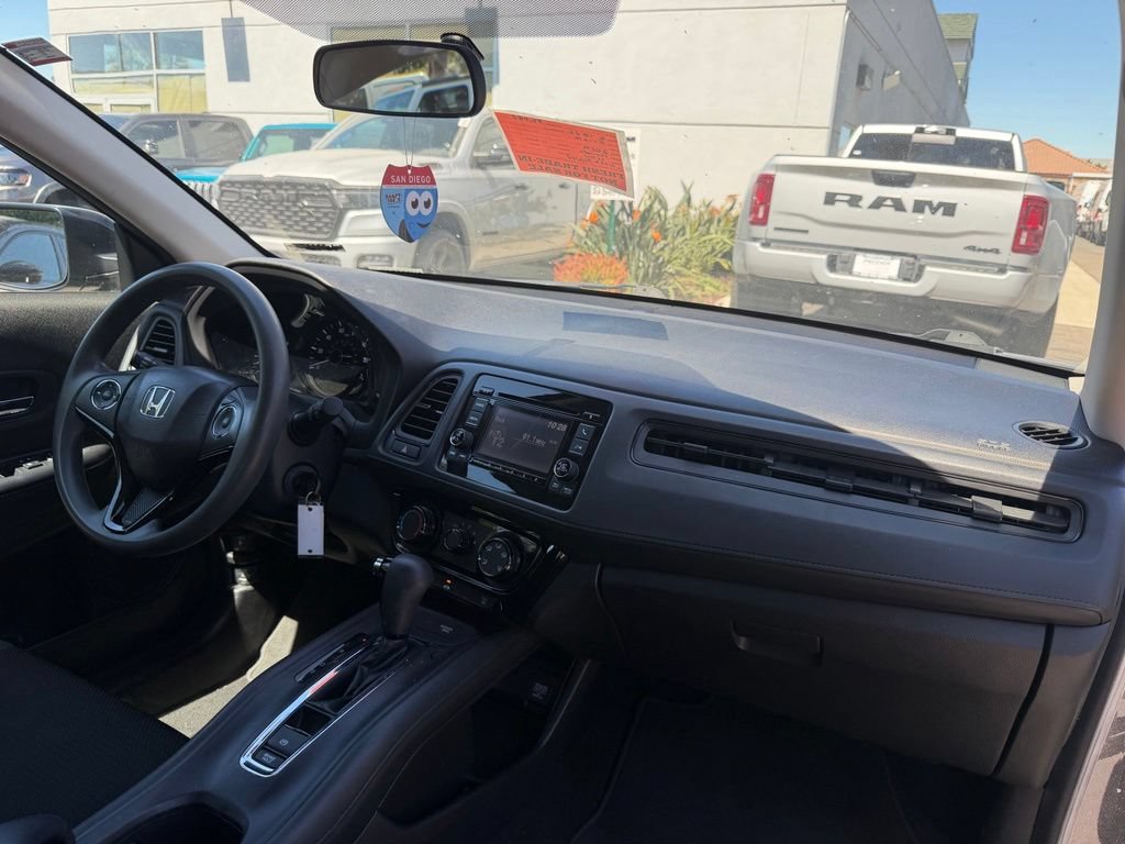 Used 2019 Honda HR-V LX image 18