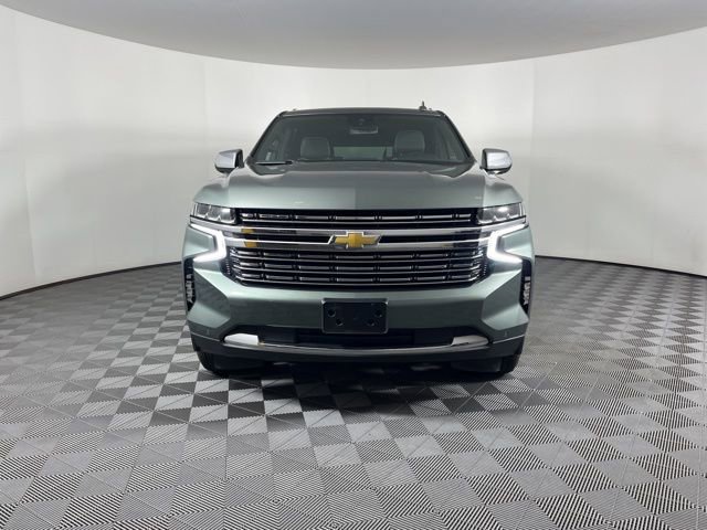 Used 2023 Chevrolet Suburban Premier image 3