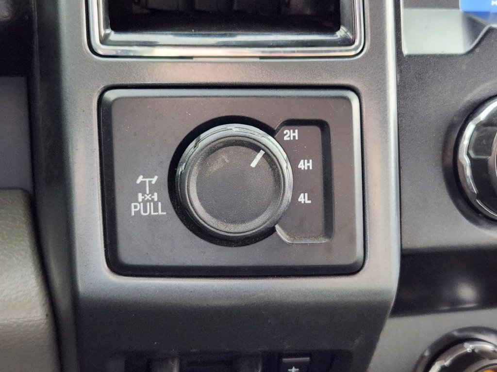 Used 2022 Ford F350 XLT w/ XLT Value Package AWD/4WD image 25