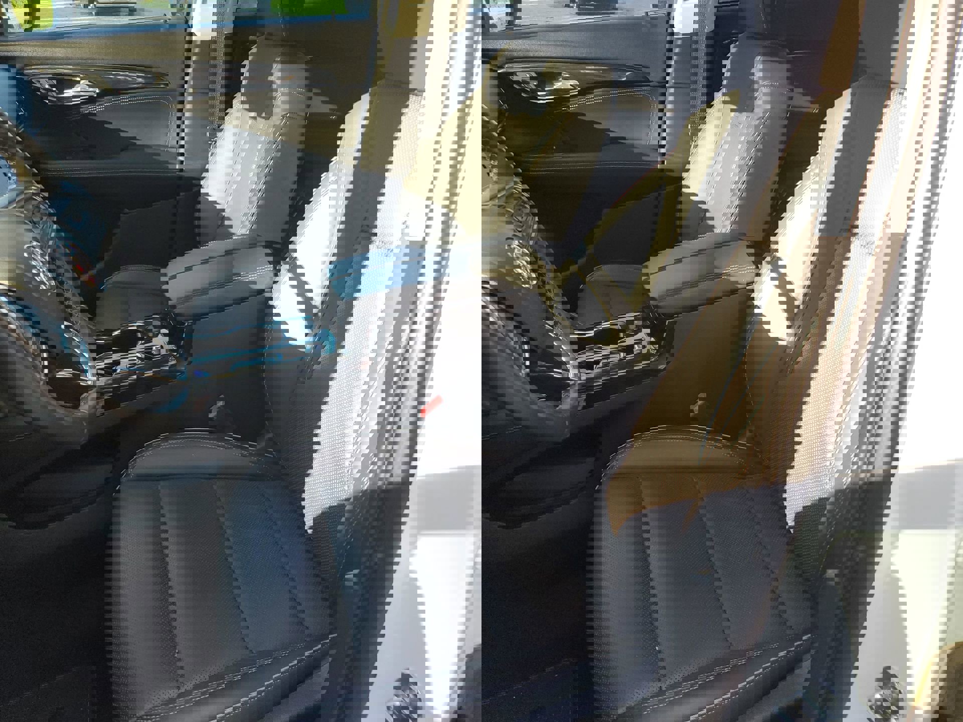 Used 2021 Buick Envision Essence image 67