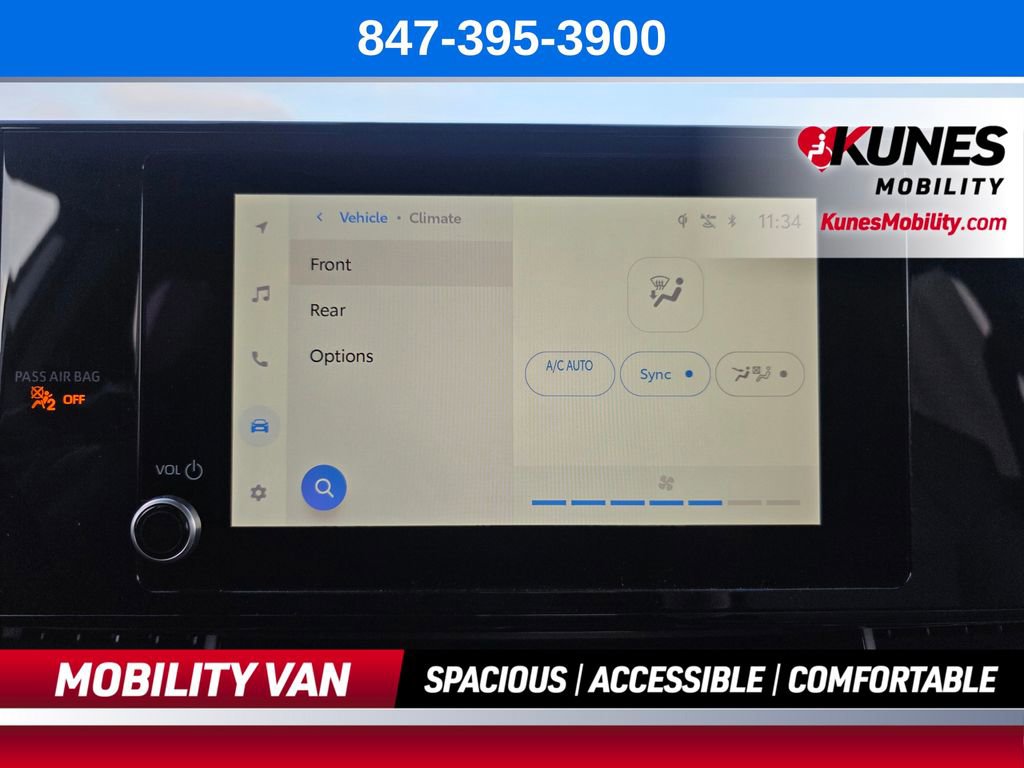 Used 2026 Toyota Sienna LE FWD image 52