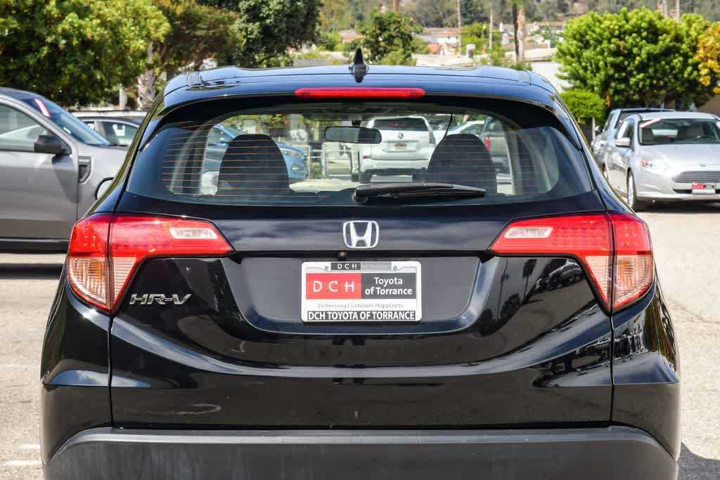 Used 2017 Honda HR-V LX image 6