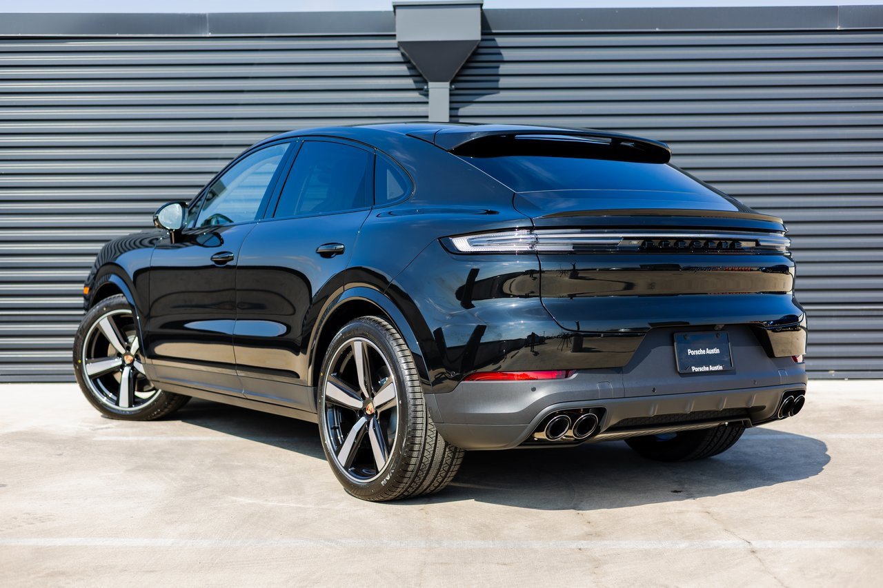 New 2026 Porsche Cayenne S image 3