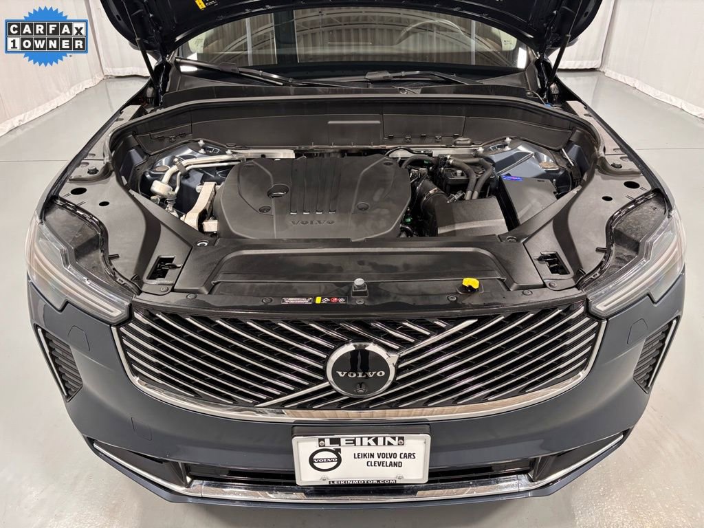 Certified 2025 Volvo XC90 B5 Plus image 32