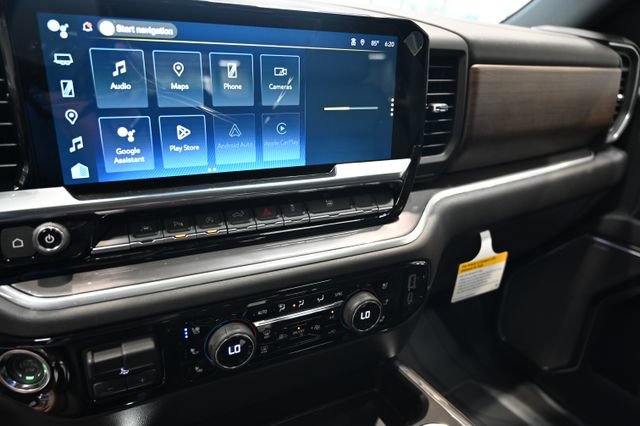 New 2026 Chevrolet Silverado 1500 High Country w/ High Country Premium Package AWD/4WD image 17