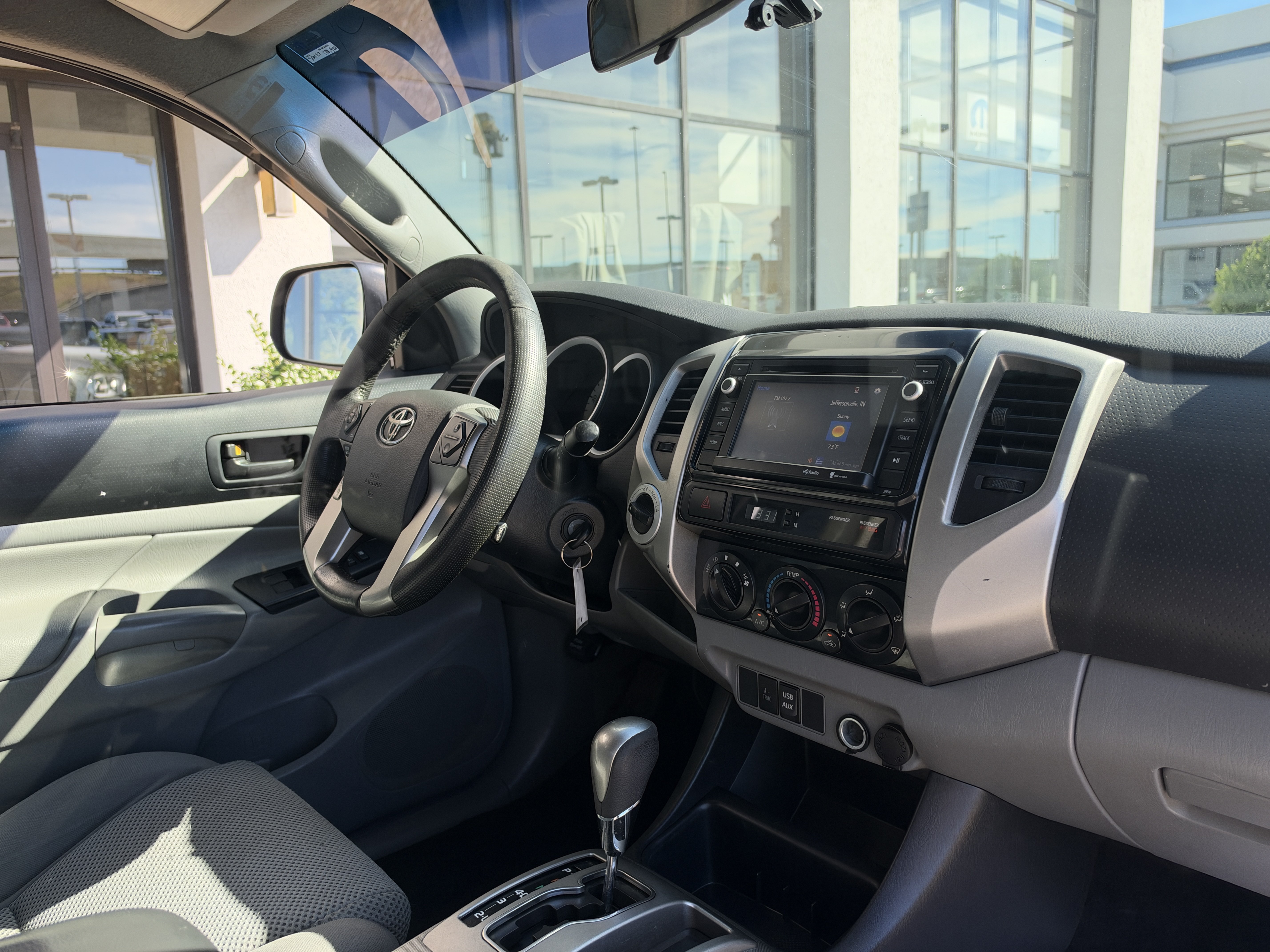 Used 2014 Toyota Tacoma 4x4 Double Cab w/ TRD Off-Road Package image 22
