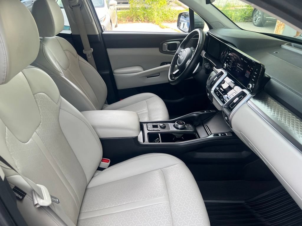 Certified 2024 Kia Sorento EX AWD/4WD image 20