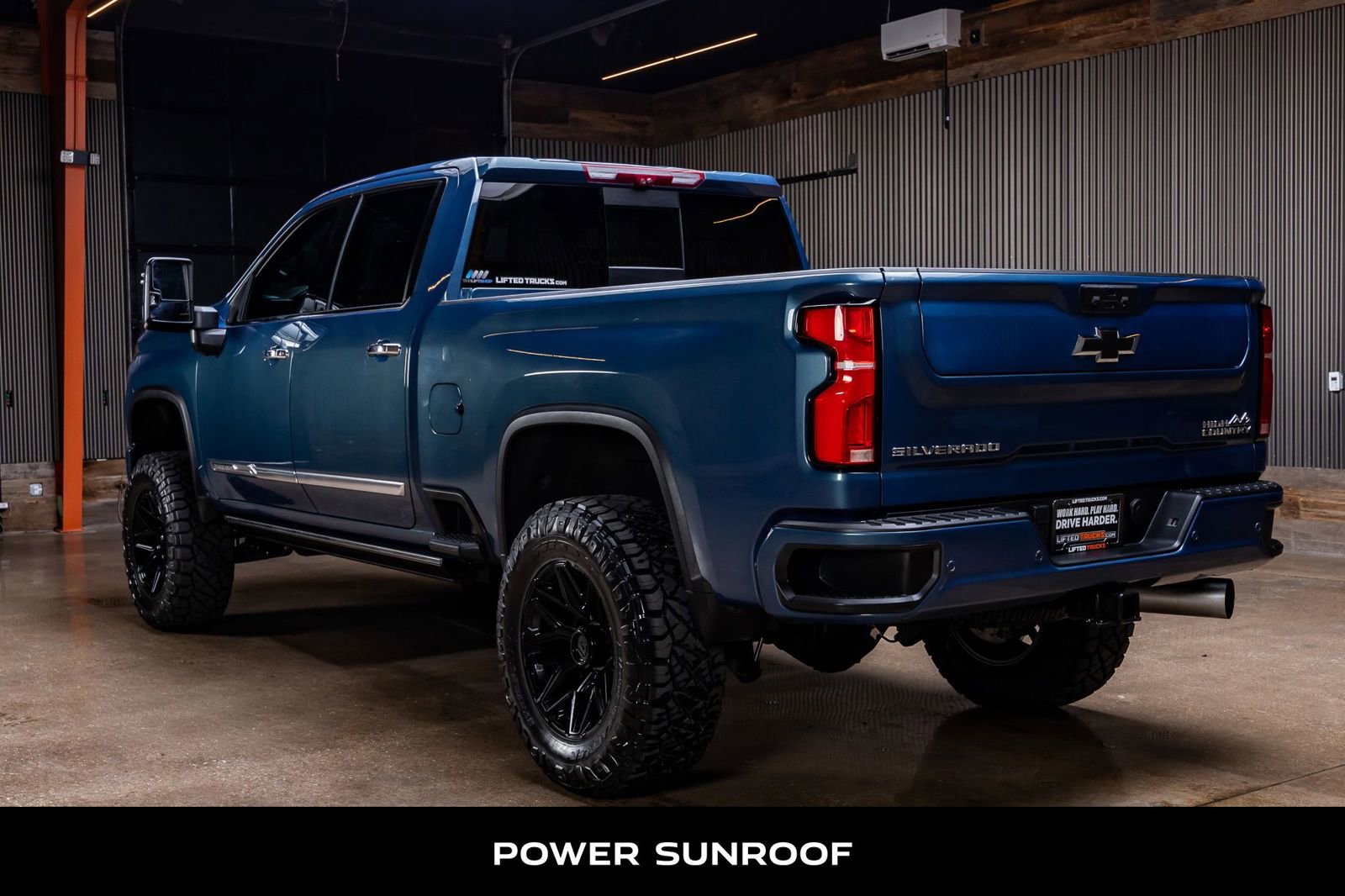 Used 2024 Chevrolet Silverado 2500 High Country w/ High Country Premium Package AWD/4WD image 7