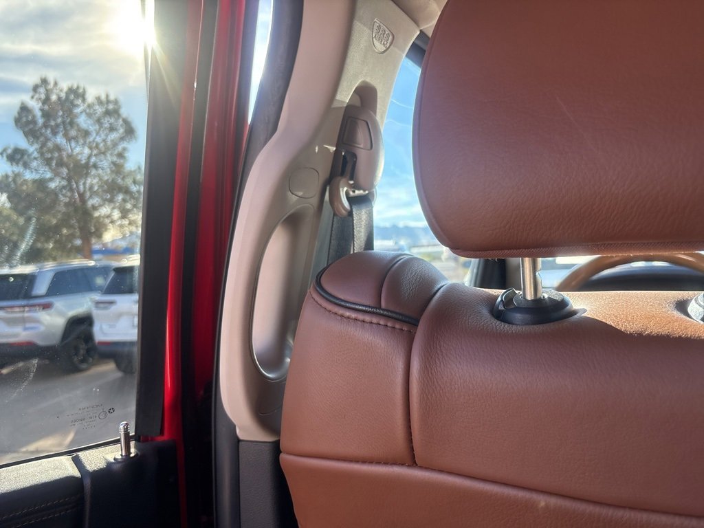 Used 2015 RAM 3500 Laramie Longhorn w/ Cold Weather Group image 43