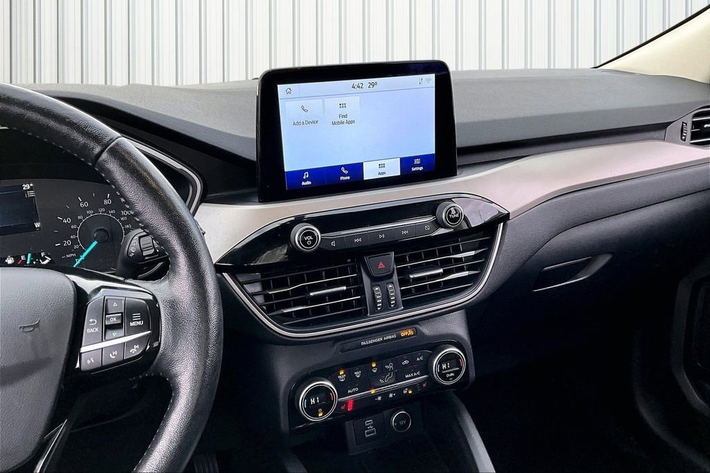 Used 2021 Ford Escape SEL image 9