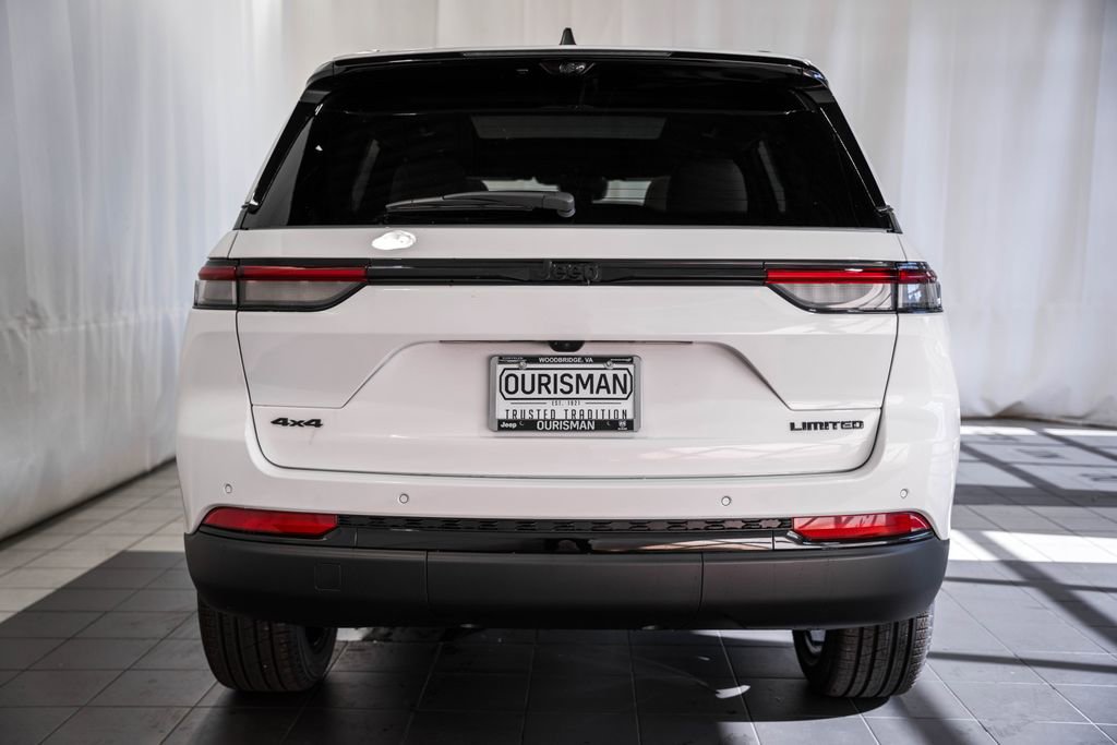 New 2025 Jeep Grand Cherokee Limited w/ Luxury Tech Group II image 5