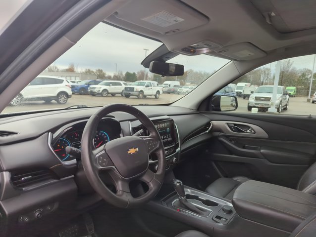 Used 2018 Chevrolet Traverse LT image 9