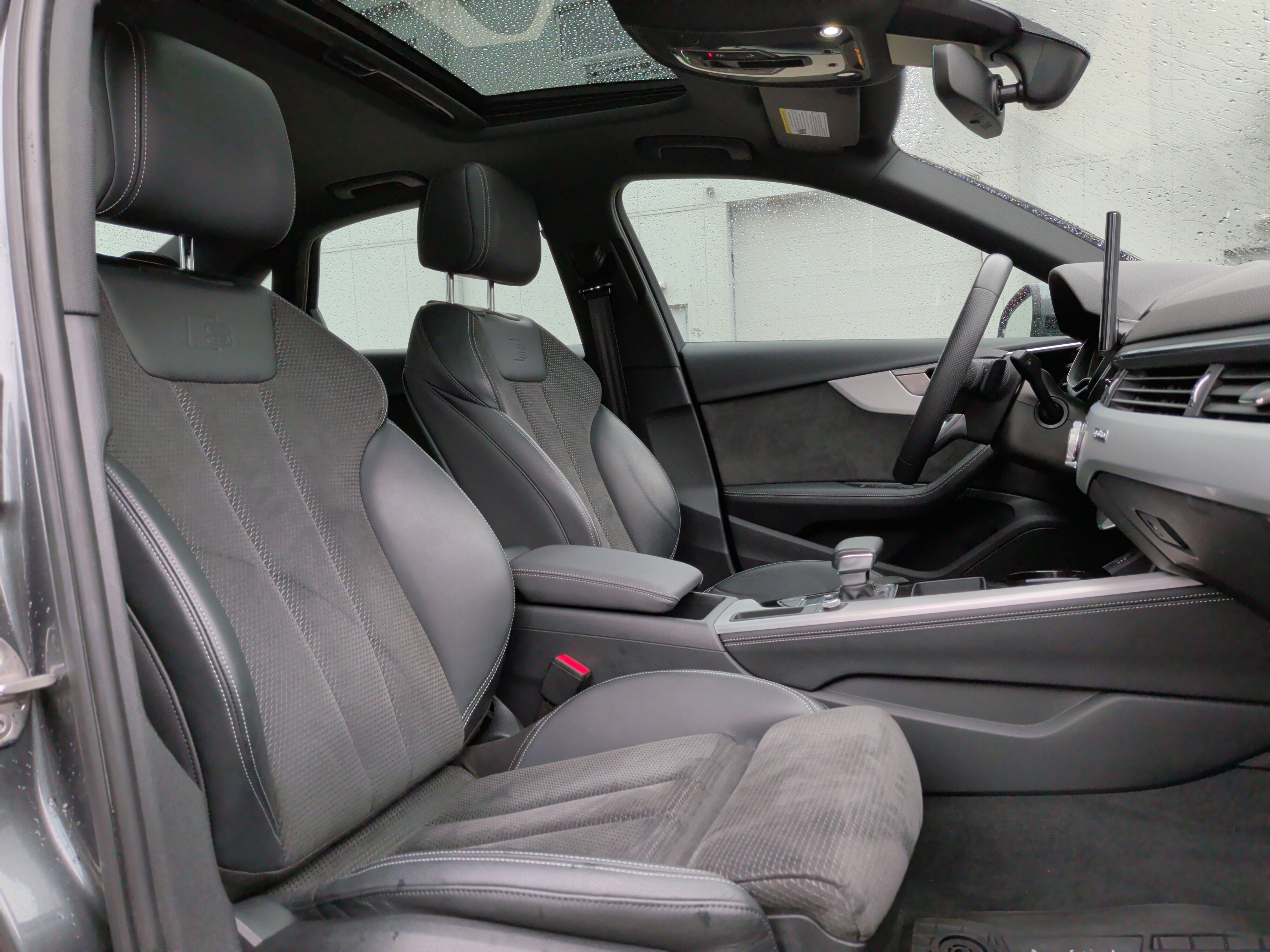 Used 2021 Audi A4 2.0T Premium Plus w/ Premium Plus Package AWD/4WD image 28