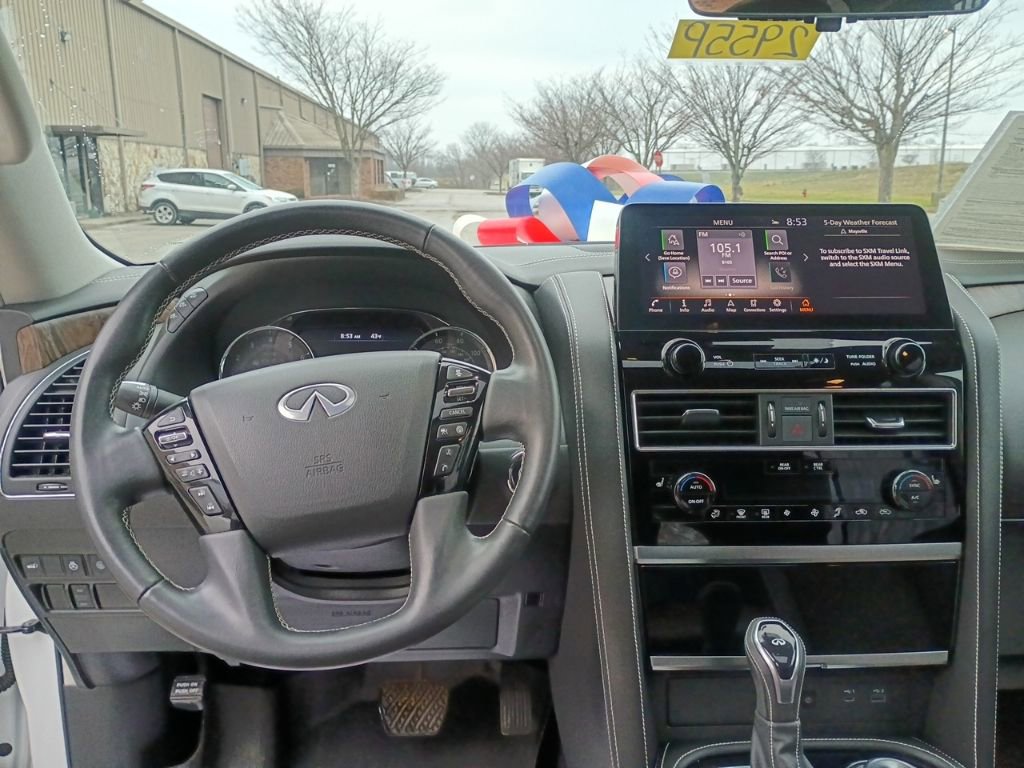 Used 2024 INFINITI QX80 Premium Select w/ Cargo Package image 25