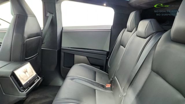 Used 2024 Tesla Cybertruck AWD Crew Cab image 26