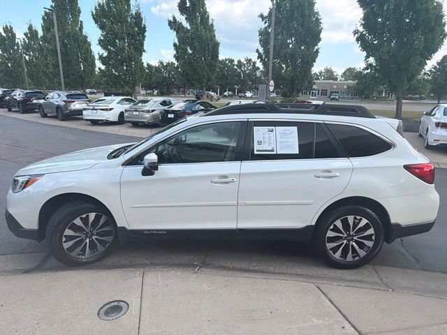 Used 2017 Subaru Outback 2.5i Limited AWD/4WD image 4