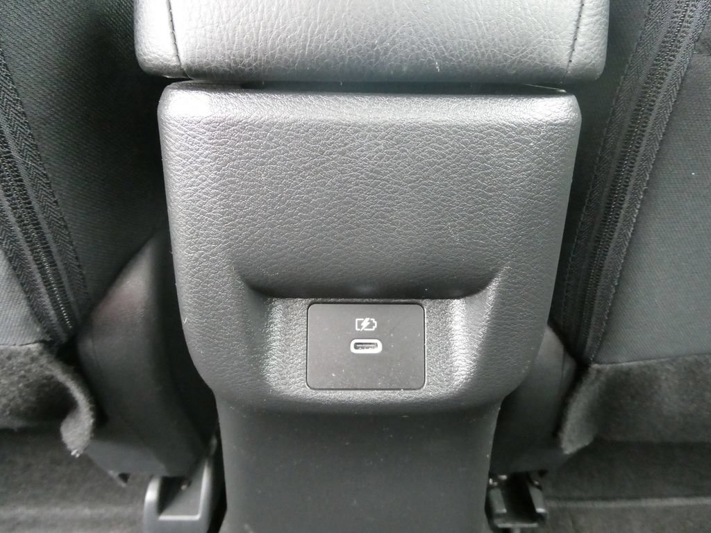 Used 2024 Nissan Versa SV w/ Trunk Package FWD image 18