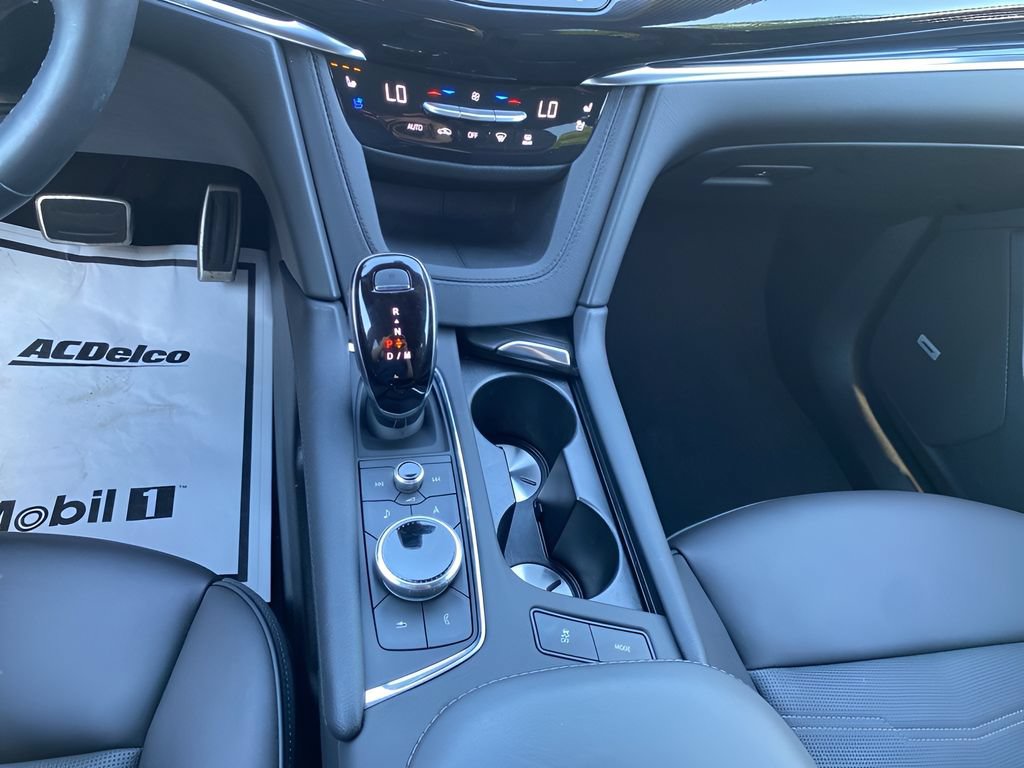 Used 2025 Cadillac XT6 Sport w/ Platinum Package AWD/4WD image 26