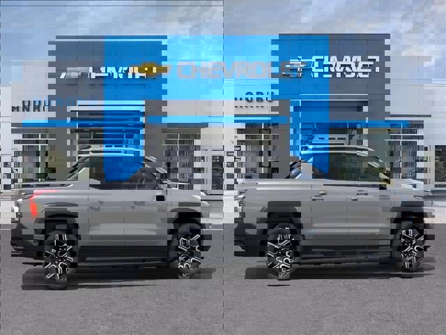 New 2026 Chevrolet Silverado EV LT image 5