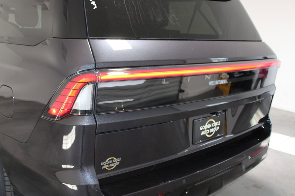 New 2026 Lincoln Navigator L Reserve w/ Jet Appearance Package image 63