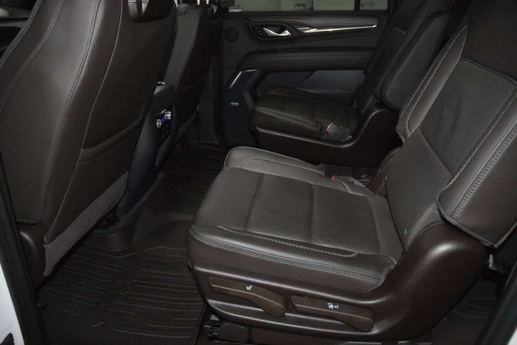 Used 2023 GMC Yukon XL Denali w/ Denali Reserve Package AWD/4WD image 44