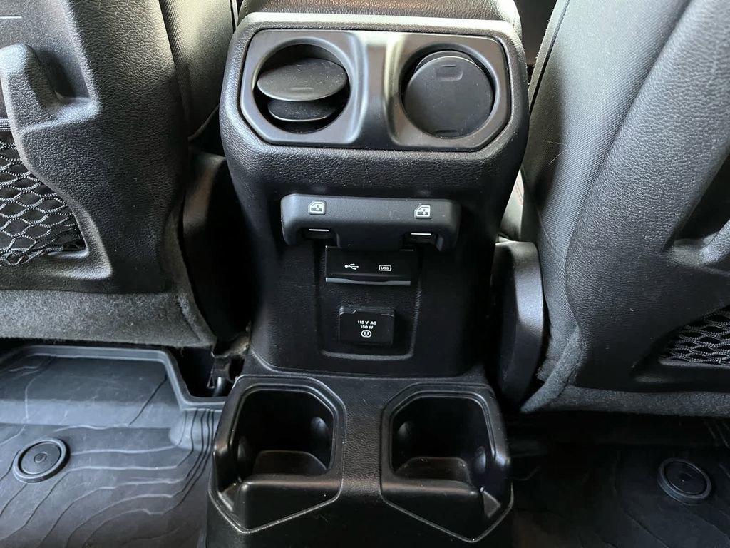 Used 2019 Jeep Wrangler Unlimited Rubicon image 30