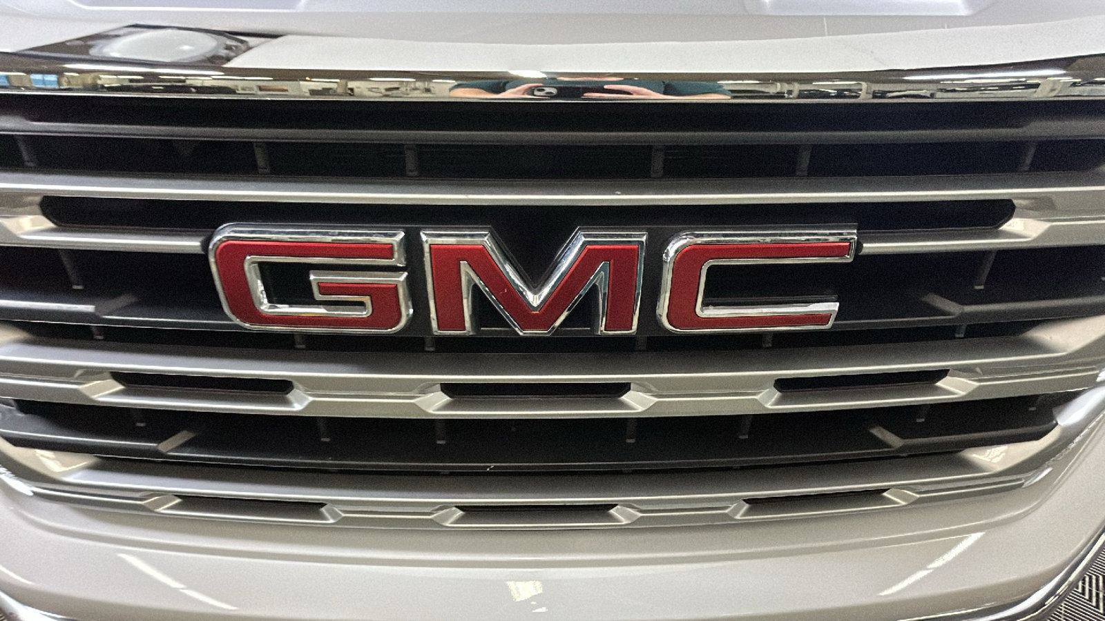 New 2026 GMC Sierra 1500 SLE AWD/4WD image 10
