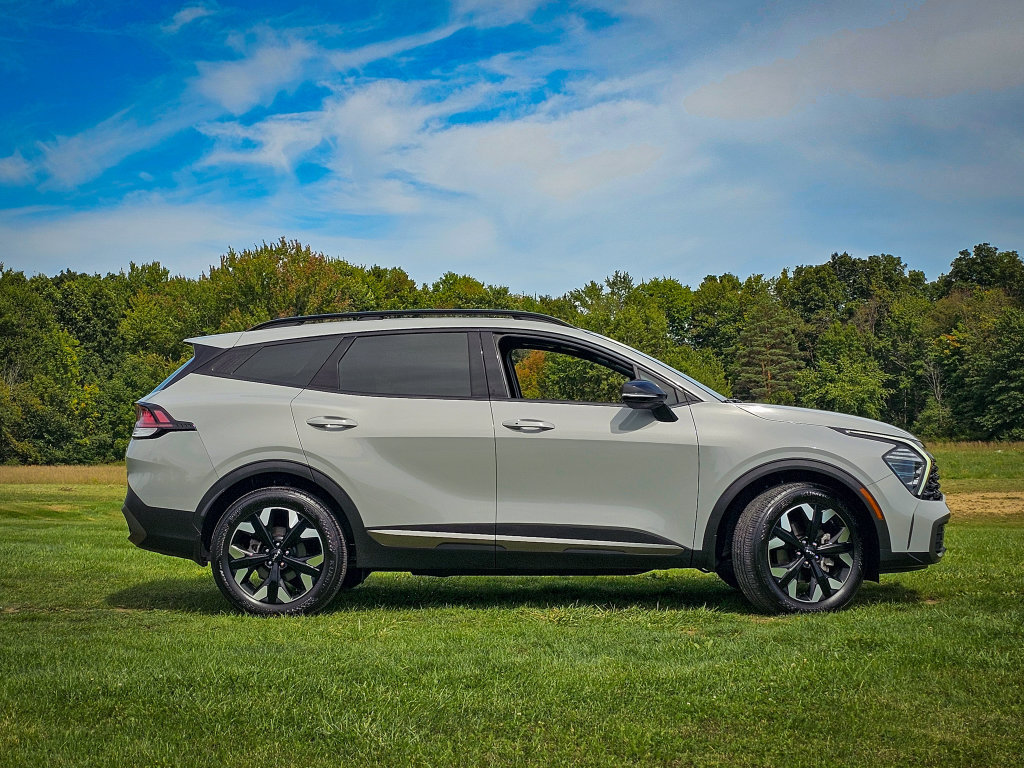 Used 2024 Kia Sportage X-Line w/ X-Line Premium Package AWD/4WD image 2