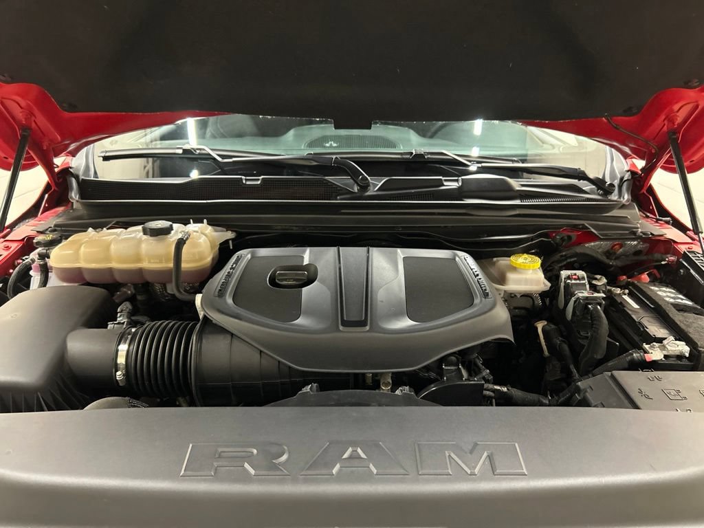 Used 2025 RAM 1500 Big Horn AWD/4WD image 12