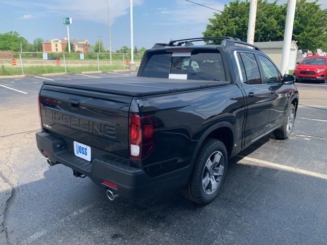 Certified 2025 Honda Ridgeline RTL image 5