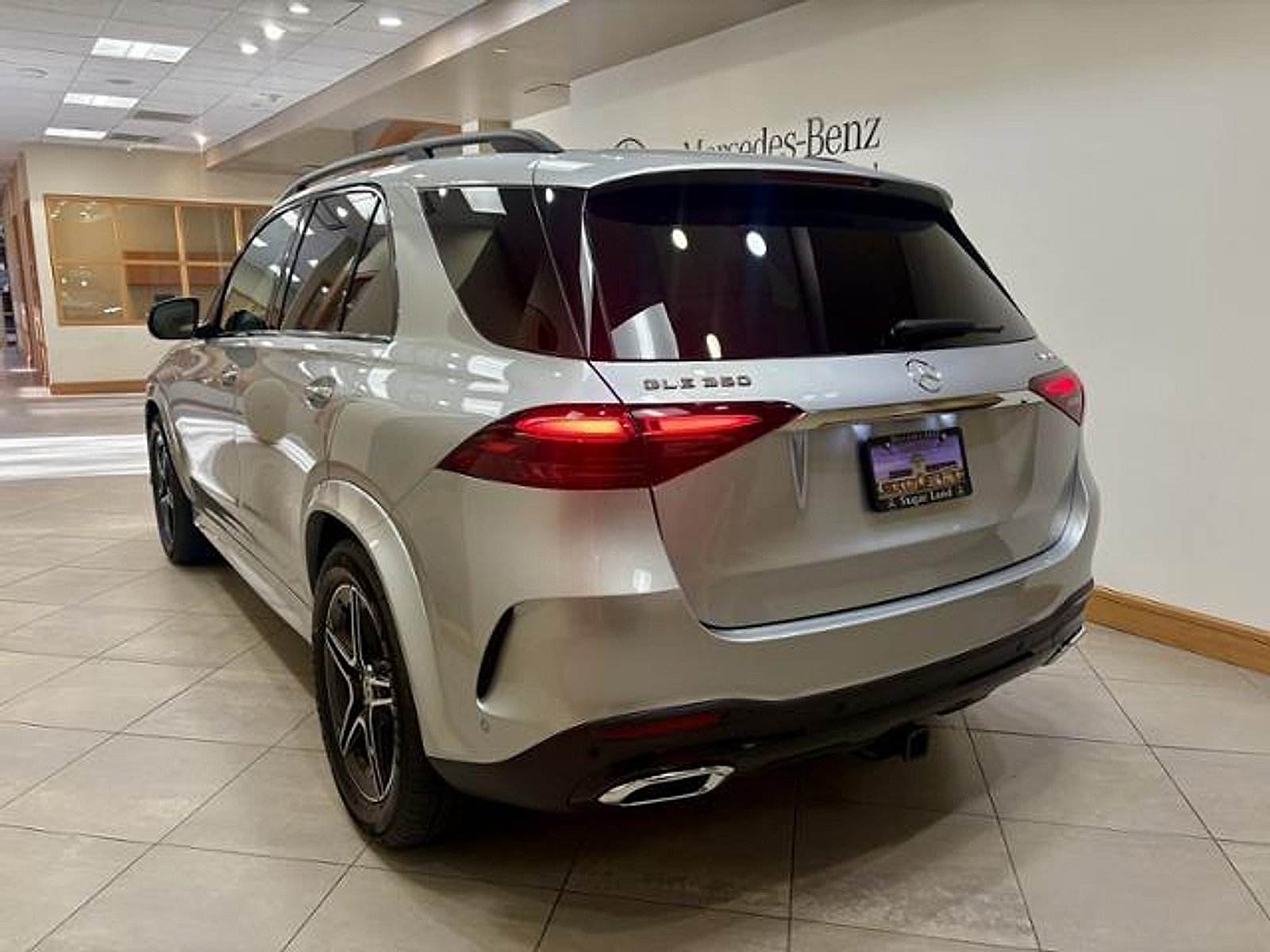 New 2026 Mercedes-Benz GLE 350 4MATIC image 3