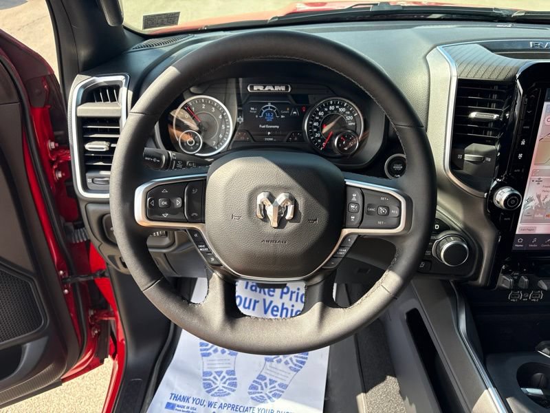 Used 2025 RAM 1500 Big Horn AWD/4WD image 24