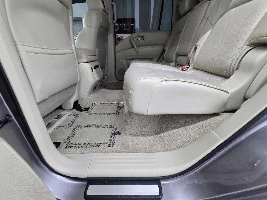 Used 2014 INFINITI QX80 2WD w/ Theater Package image 15