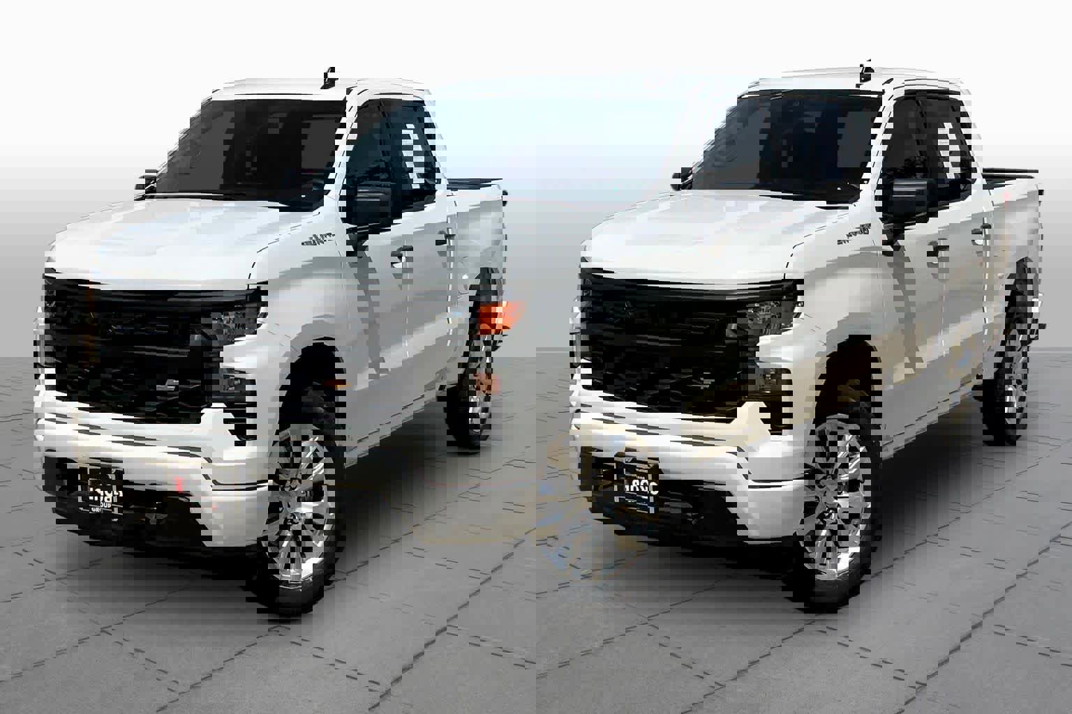 Used 2024 Chevrolet Silverado 1500 Custom image 3