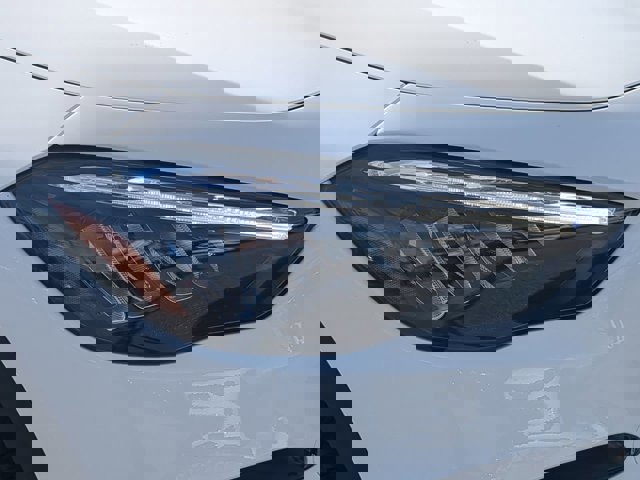 Used 2025 Mercedes-Benz GLA 250 image 10