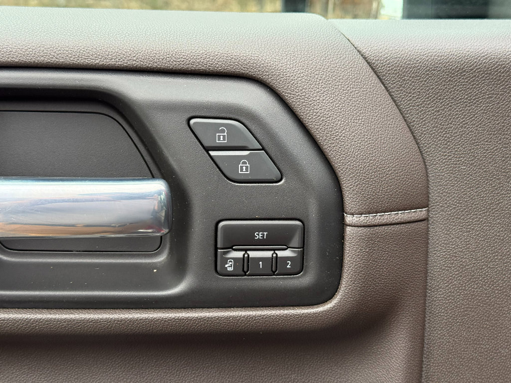 Used 2020 GMC Sierra 2500 SLT w/ SLT Convenience Package image 23