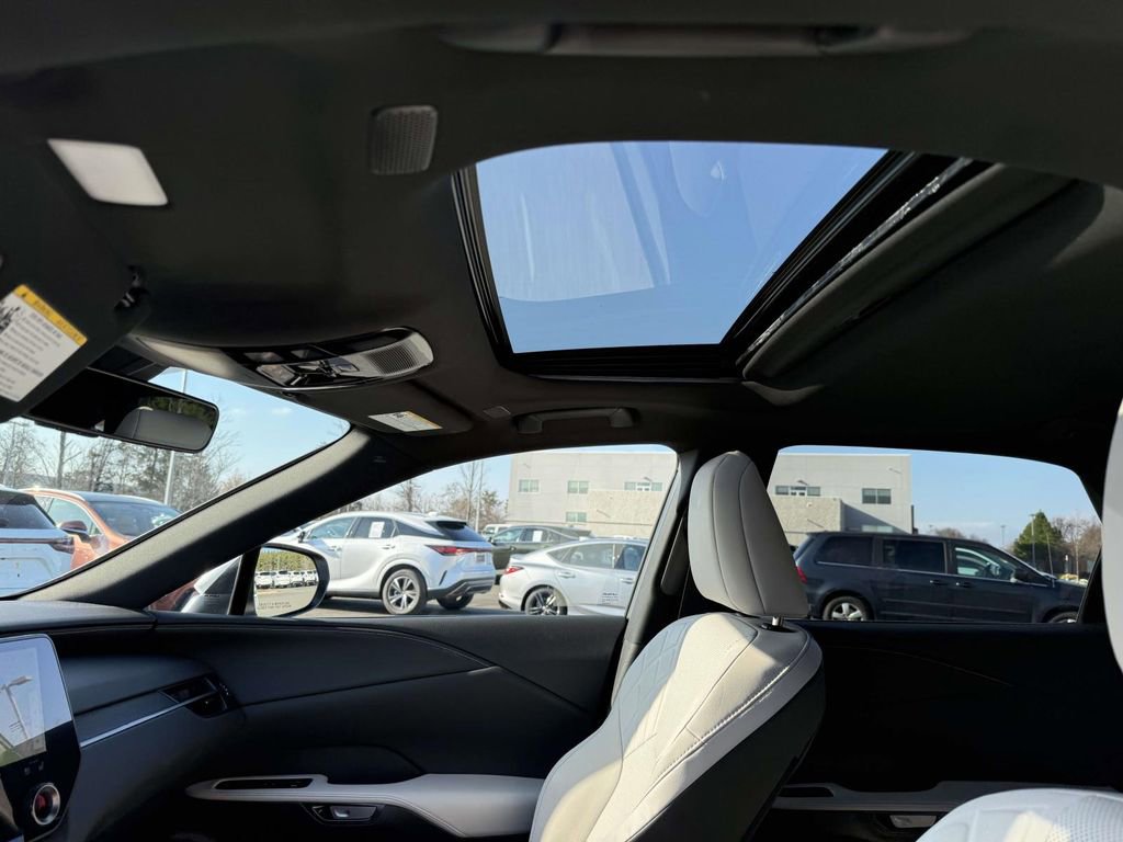 Used 2025 Lexus RX 350 Premium image 20