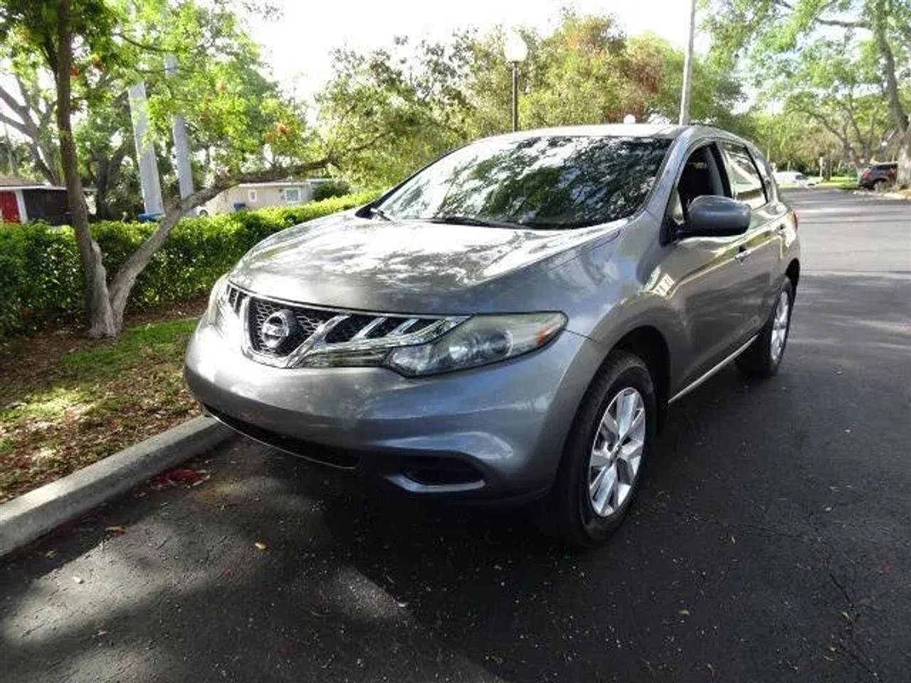Used 2014 Nissan Murano S image 3