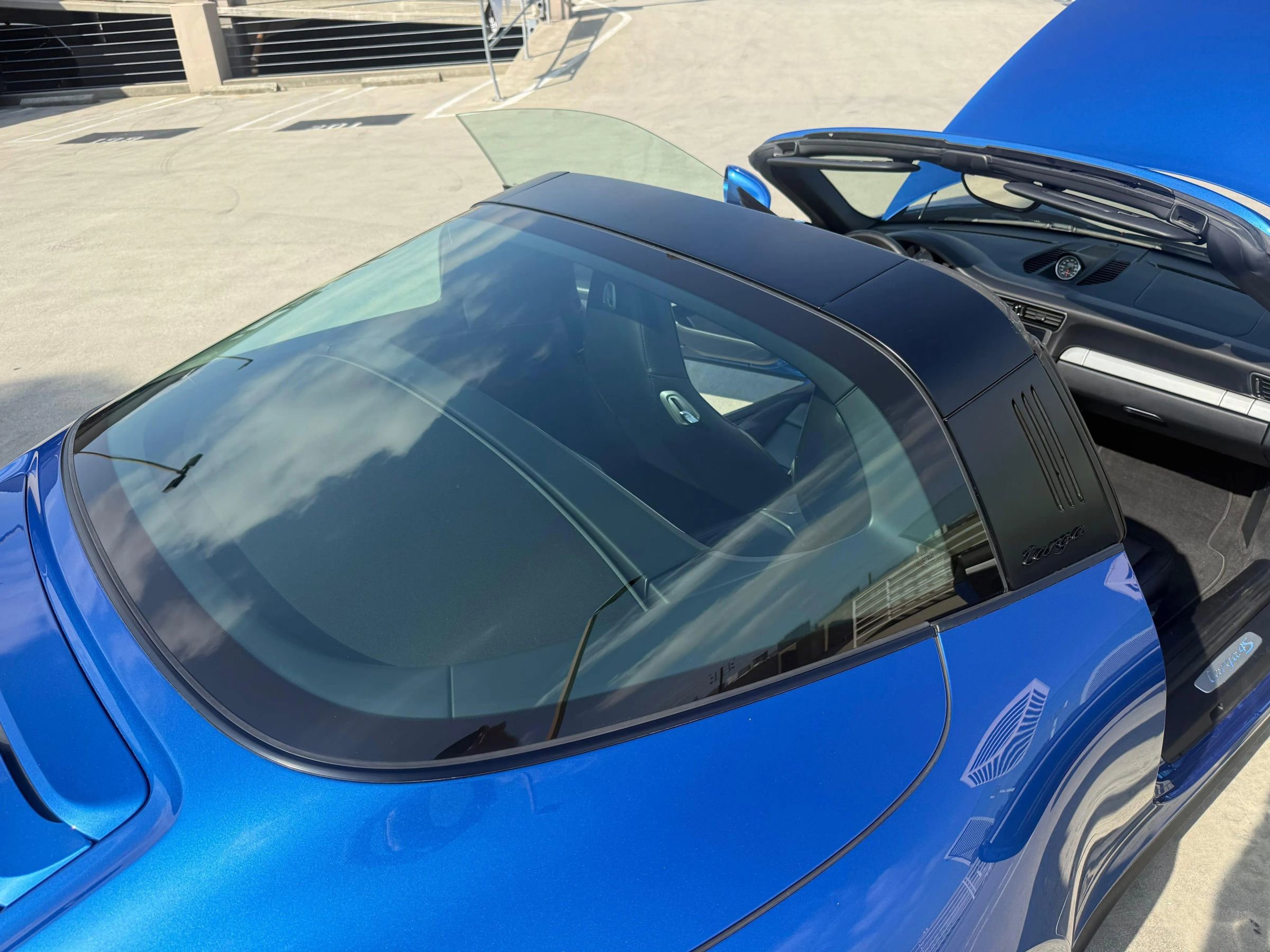 Used 2015 Porsche 911 Targa 4S w/ Sport Chrono Package AWD/4WD image 9