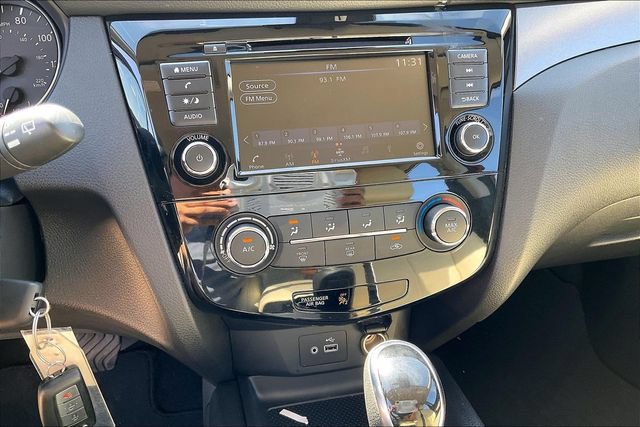 Used 2022 Nissan Rogue Sport S FWD image 15
