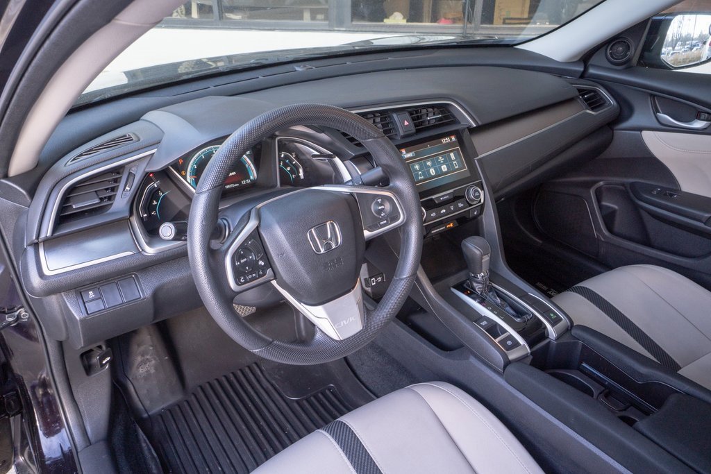 Used 2017 Honda Civic EX-T image 9