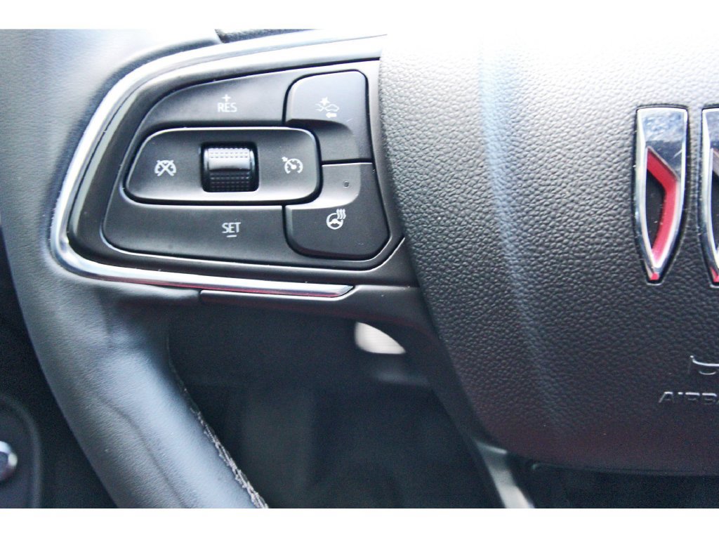 Used 2025 Buick Envista Sport Touring w/ Experience Buick Package FWD image 16