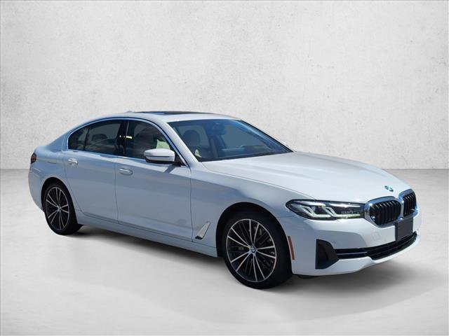 Used 2023 BMW 530i w/ Convenience Package image 3